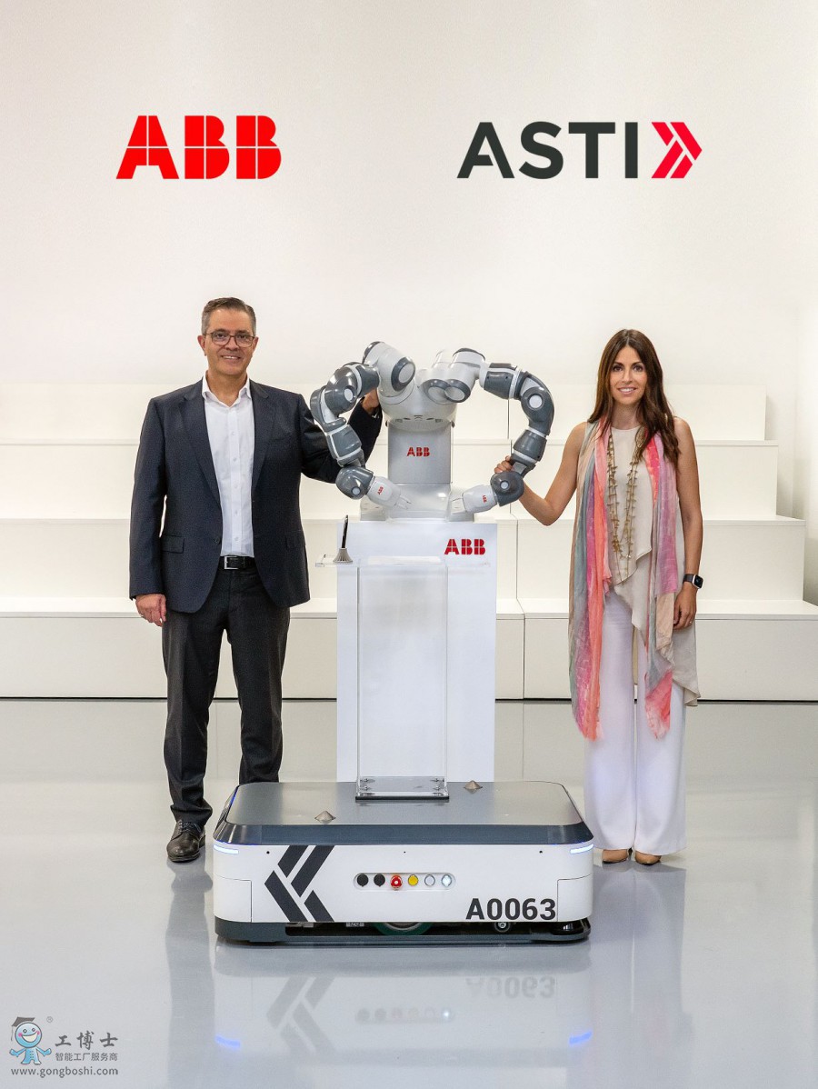 ABB_Robotics_acquires_ASTI_Mobile_Robotics_Goods-to-person_Sami_Atiya_and_ASTI_CEO_small
