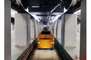 广州地铁首台智能巡检机器人，让夜班检修人员减少37.5%