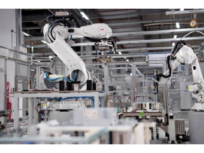 智能制造！ABB机器人超级工厂在沪正式开业